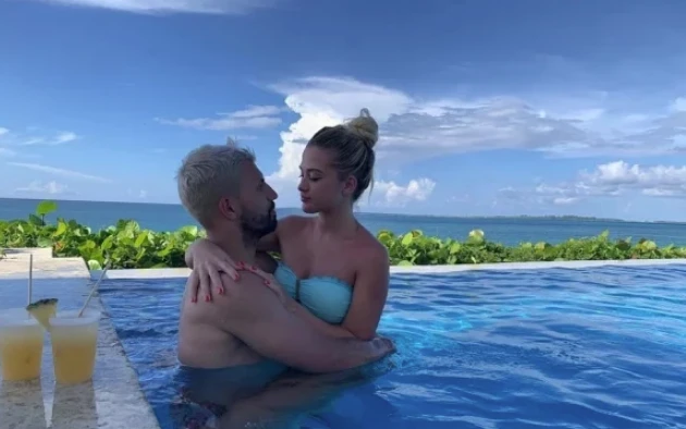 Kun Agüero: amor en las Bahamas