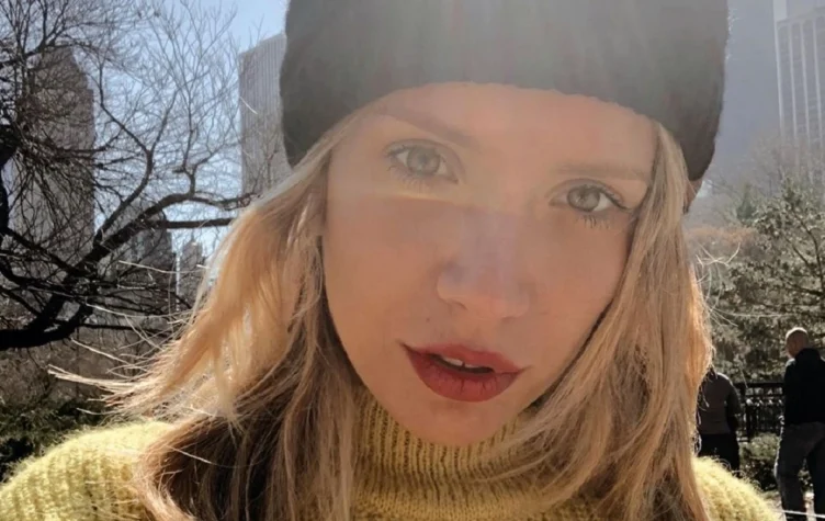 LAURITA FERNÁNDEZ CONFIRMÓ SU SEPARACIÓN DE NICO CABRÉ.