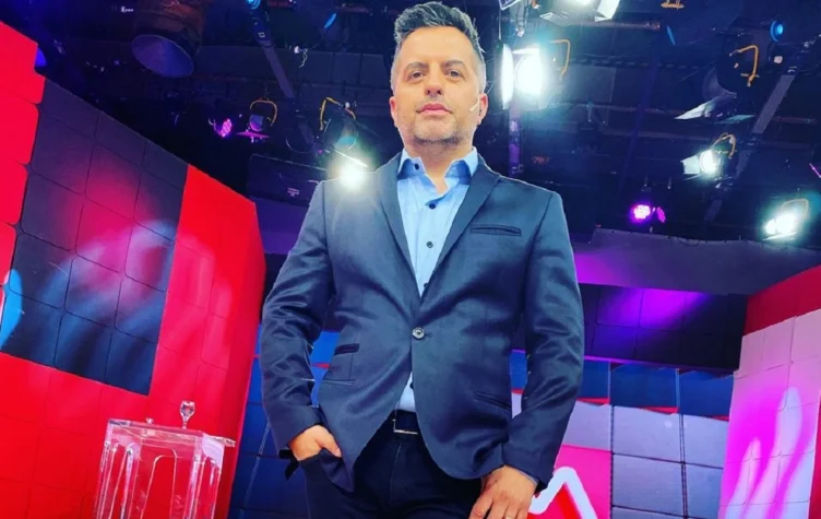 ÁNGEL DE BRITO SORPRENDIÓ A TODOS CON UN INGRESO DE ÚLTIMO MOMENTO AL BAILANDO 2020.