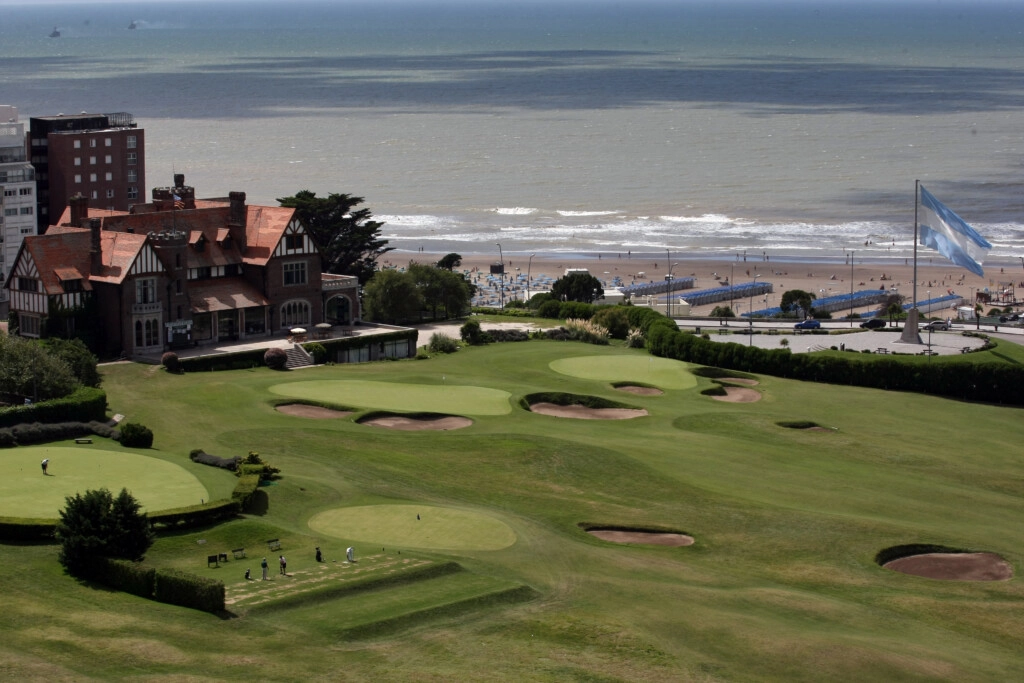 Mar del Plata: cinco canchas de golf para jugar entre el mar, el bosque y la sierra