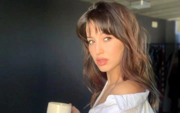 Una amiga de Flor Vigna la mandó al frente y reveló a quién le dedicó su canción