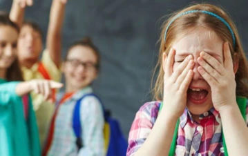 "La sociedad desde todos sus ámbitos debe dar respuestas efectivas e inmediatas al bullying"