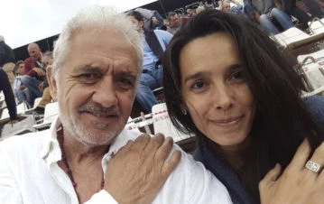La increíble historia de amor del Cholo Gómez Castañón y su novia 28 años menor: se conocieron en julio por instagram, ya viven juntos y sueñan con...