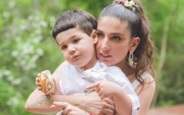 ¡Culposa! Juana Repetto, muy autocrítica con su rol de madre: “Le doy tan poco, lo trato mal, le digo…”