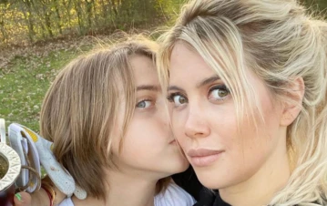 Los insólitos motivos por los que Valentino dejó de seguir a su mamá, Wanda Nara, en Instagram