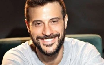 Soltero y sin apuro, Diego Leuco agrandó su familia de perros: "Le quise dar una hermanita a Simba, que está feliz"