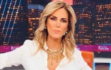 Viviana Canosa sorprendió al contar qué libro tiene en la mesita de luz y lee antes de dormir: "A veces no lo entiendo"
