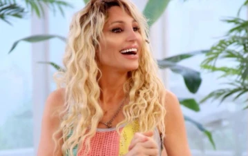 El radical cambio de look al que se sometió Vicky Xipolitakis: "Chau pelo..."