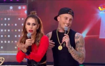 El cruce en vivo de Barby Silenzi y El Polaco en La Academia