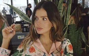 En medio de los rumores de embarazo, la China Suárez mostró su pancita en bikini desde Miami