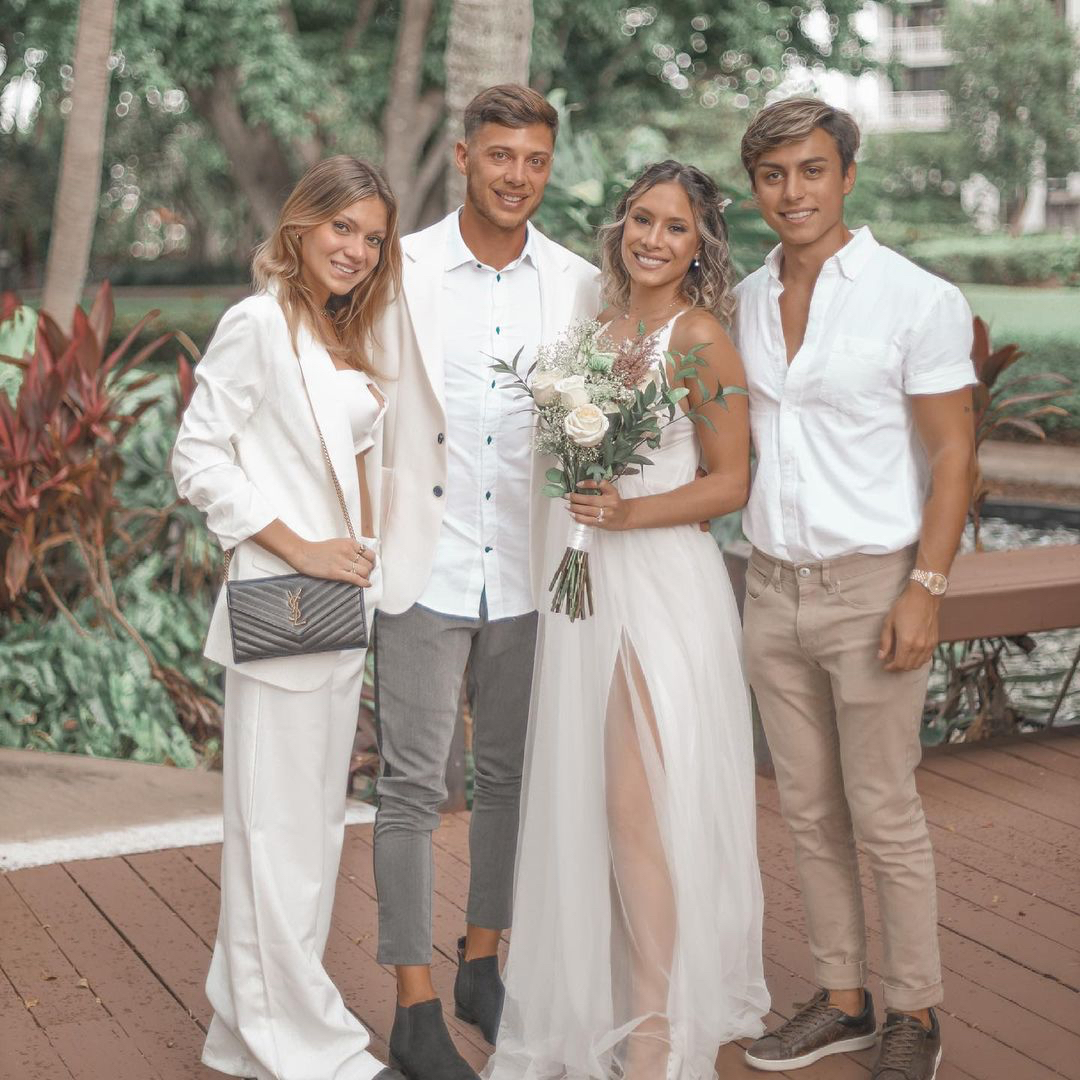 El lujoso casamiento de la ex Combate Flor Moyano en Miami: «Mi corazón  explota de felicidad» – Revista Paparazzi