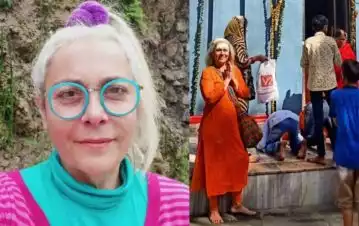 Daisy May Queen explicó desde India la insólita razón por la que rechaza la vacuna contra el Covid