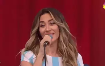 Cobra feliz: por qué Jimena Barón apareció sin voz en La Academia