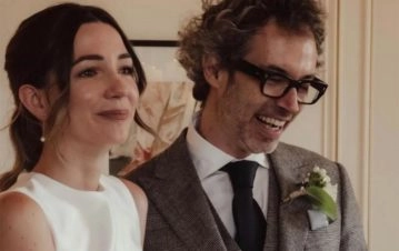 Las fotos de la espectacular boda de Micaela Breque, la ex de Andrés Calamaro, en España