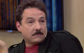 Preocupación: Fernán Mirás sufrió un aneurisma, le colocaron un stent y está internado en terapia intensiva