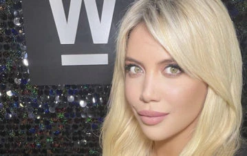 La dura crítica que recibió Wanda Nara por su nuevo emprendimiento de maquillajes: “Que le prenda una velita a la China porque...”