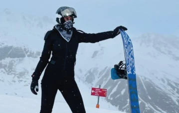 El álbum de fotos de las vacaciones de Carolina Baldini, la ex de Simeone, y su novio en St. Moritz