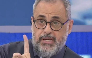 El irónico mensaje de Jorge Rial tras el debut del nuevo Intrusos con Flor de la V: "50 puntos. No conozco a muchos que..."