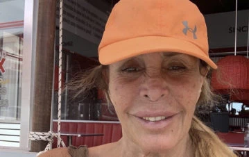 Las primeras imágenes de Pata Villanueva a tres de haber estado muy cerca de la muerte