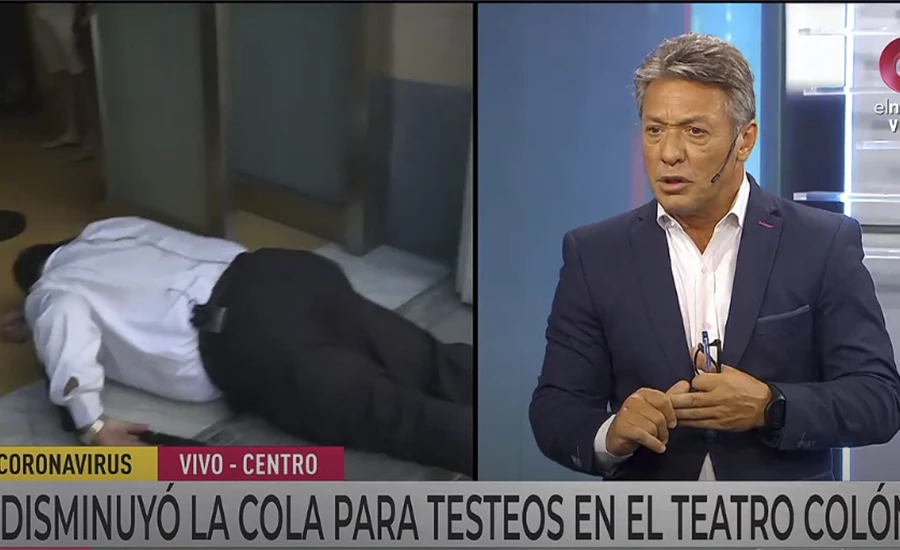 El periodista Carlos Ferrara colapsó y cayó en vivo al piso
