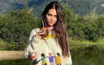 Zaira Nara compartió una postal de su home office en San Martín de los Andes y sorprendió