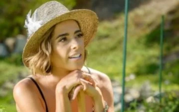 Victoria Vannucci reapareció y se comparó con Sofía Loren en un polémico homenaje