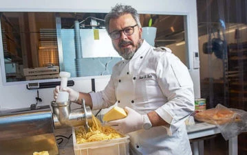 Cuánto cuesta el menú que Donato de Santis vende para una cena de San Valentín