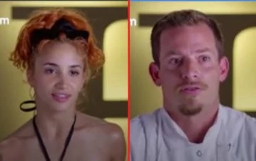 Santi, el ayudante de cocina de El hotel de los famosos, le cortó el rostro a Melody por un tierno motivo