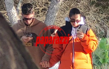 ¡Exclusivo! Las fotos de Tini Stoessel y Rodrigo de Paul a los besos en Ibiza que confirman que son novios