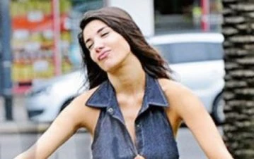 El jugado cambio de look que se hizo Andrea Rincón para su participación en ATAV 2