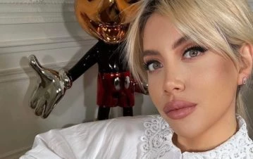 ¡Se puso todo! El millonario look de Wanda Nara para pasear por París: supera los 875.000 pesos