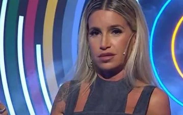 Flor Peña se equivocó y le mandó una foto hot a la pediatra de su hijo: “Me pidió una credencial y..."