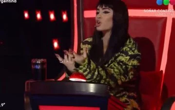El sincericidio de Lali que descolocó a las participantes de La Voz: "Yo siento que..."