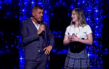 El divertido ida y vuelta de Marcelo Tinelli con una participante de Canta Conmigo Ahora