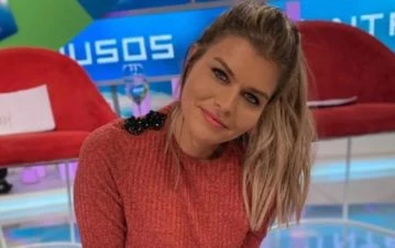 Cómo fue la vuelta de Angie Balbiani a Intrusos tras ser acusada por Romina Pereiro de “bebotear” a Rial