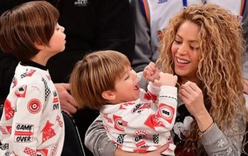 En qué idioma hablan los hijos de Shakira y por qué: “Intento que no hablen en…”