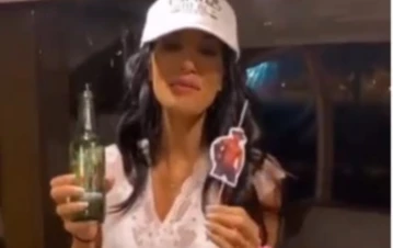 Las fotos de la despedida de soltera de Silvina Escudero en un yate