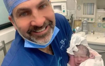 Toti Pasman fue papá por tercera vez y mostró a su hijo: “Gracias Dios por el milagro de la vida”