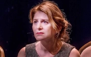 Emilia Mazer se accidentó en el escenario y abandonó la función: “Desprendimiento de retina y…”