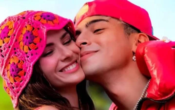 La China Suárez le colgó un pasacalles a Rusherking con una tremenda declaración: "¿Ya puedo decirte que..."