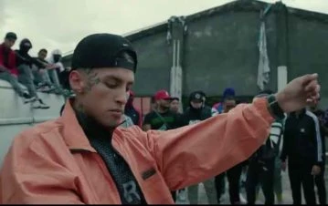 Cómo es y cuánto pesa el nuevo collar que usa L-Gante por el que pagó casi 5 millones de pesos