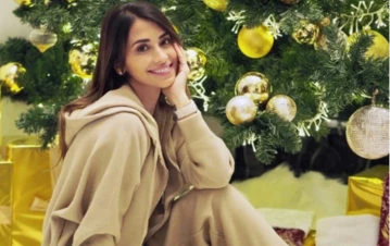 Antonela Roccuzzo mostró las mágicas fotos del árbol de Navidad que armó en su casa de París