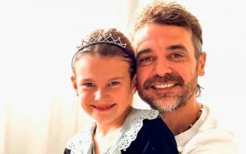 Olivia, la hija de Pedro Alfonso y Paula Chaves, debutará como actriz en Carlos Paz: "Le gusta"