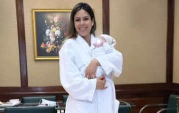 La foto de Barby Franco mostrando la cicatriz de su cesárea a un mes del parto