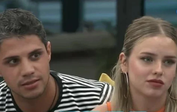 La incómoda pregunta de Coti a Conejo en vivo