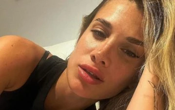 Camila Homs hizo un asado para sus amigas y mostró la moderna parrilla que puso en Puerto Madero