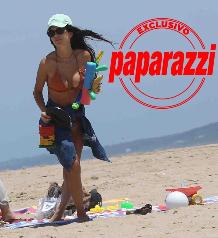 Zaira Nara en Punta del Este con sus hijos.