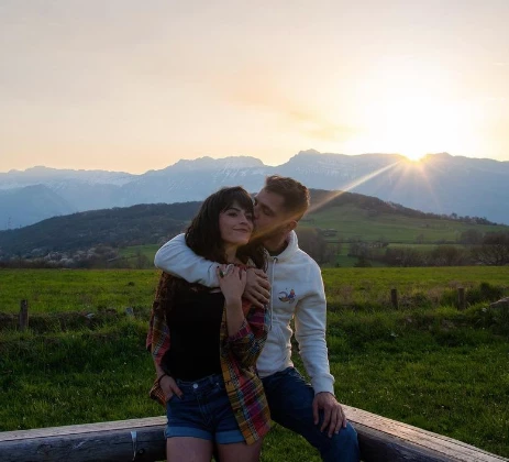 El novio francés de Valentina, la hermana de Marcos