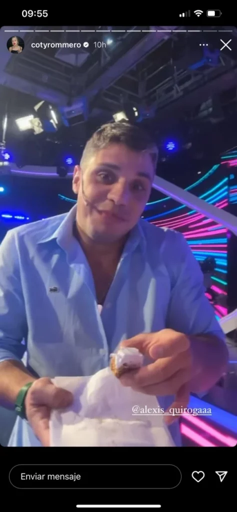 El divertido momento de Coti y Conejo con una torta