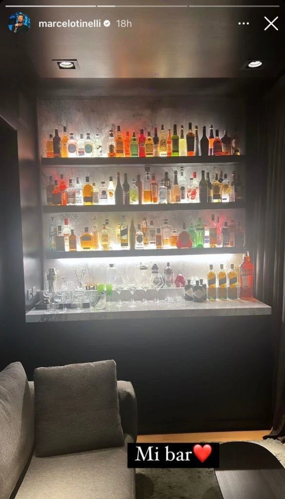 Marcelo Mostró su bar
